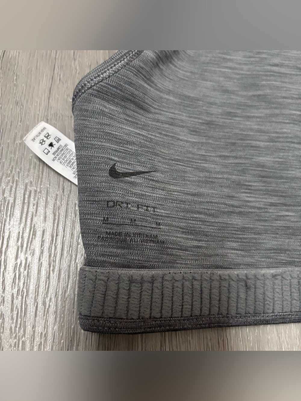 Nike Dri Fit  Grey Racerback Sports Bra Size Medium - Picture 3 of 4